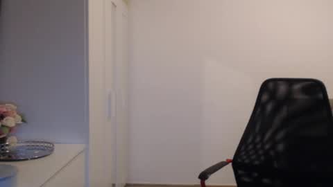 Lizzy Palmer online show from 12-25-24, 10:05