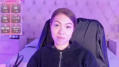 Lizzy Rossie online show from 02-12-26, 01:28