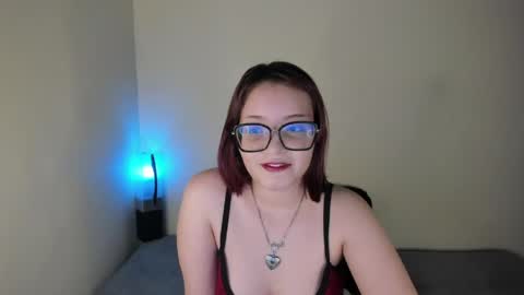 Lizzy online show from 06-07-26, 03:27