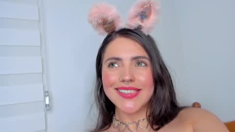 Llanna online show from 02-14-25, 07:28