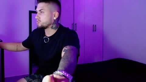 Snapshot of lliamm_2 chatting on 05-10-26, 04:06 lliamm 2 online show from 05-10-26, 04:06