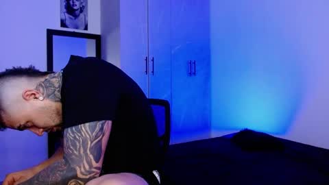 Snapshot of lliamm_2 chatting on 05-24-26, 03:55 lliamm 2 online show from 05-24-26, 03:55