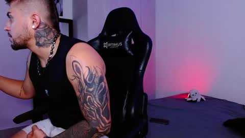 Snapshot of lliamm_2 chatting on 06-08-26, 04:24 lliamm 2 online show from 06-08-26, 04:24