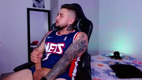 Snapshot of lliamm_2 chatting on 07-27-26, 05:36 lliamm 2 online show from 07-27-26, 05:36