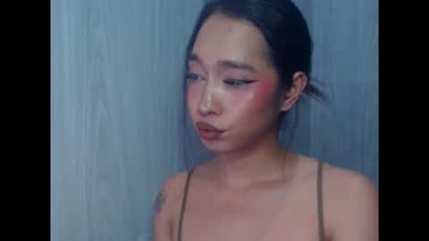 Snapshot of lloydsuck chatting on 10-27-25, 05:50 Lloyd online show from 10-27-25, 05:50