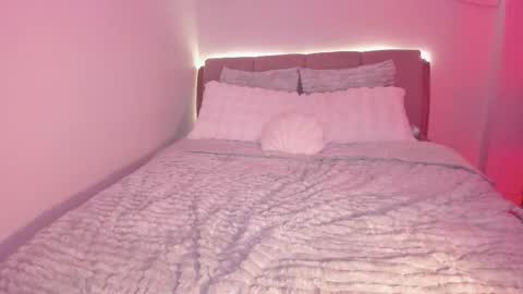 Kloe see you 28-11  to celebrate my birthday online show from 09-30-25, 02:49