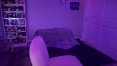 Snapshot of lo_cakez chatting on 02-21-25, 05:46 lo_cakez online show from 02-21-25, 05:46