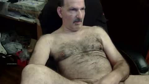 loades182025 online show from 09-29-25, 02:06