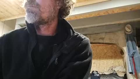 Snapshot of lobin666 chatting on 12-16-24, 05:11 lobin666 online show from 12-16-24, 05:11