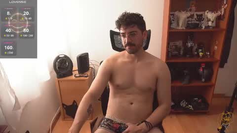 Snapshot of lobito_blanco97 chatting on 02-09-26, 04:00 Lobito blanco Thefckingwolf main account online show from 02-09-26, 04:00