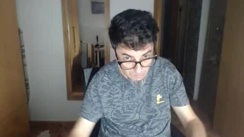 lobosolitario73 online show from 10-10-25, 10:53