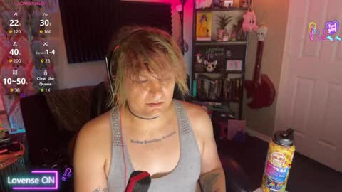 Snapshot of lobotomyprincess chatting on 05-15-26, 06:09 LobotomyPrincess online show from 05-15-26, 06:09