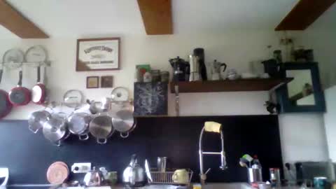 Floric Matthew online show from 05-12-26, 06:05
