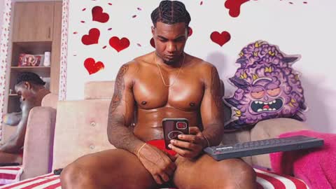 Snapshot of logan_drakex chatting on 05-15-26, 11:01 LOGAN DRAKE online show from 05-15-26, 11:01