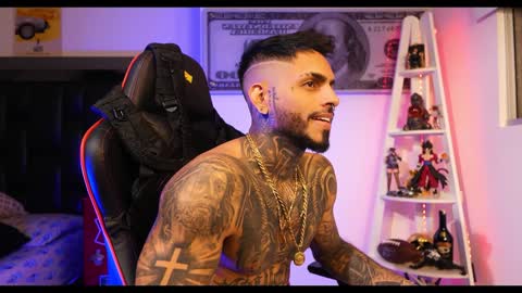 logan_hugh8 online show from 01-29-25, 09:01