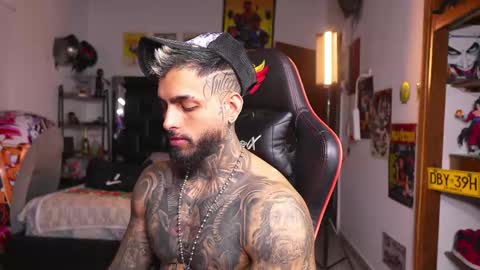 logan_hugh8 online show from 06-04-26, 12:38