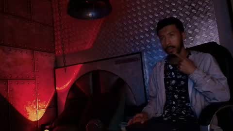 logan_mercer online show from 12-03-25, 03:14