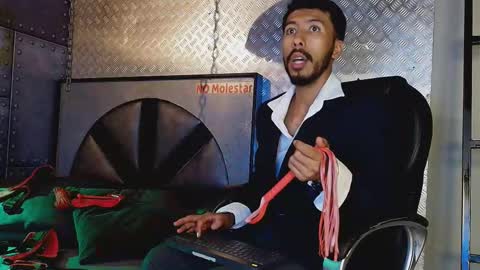 logan_mercer online show from 12-04-25, 04:11