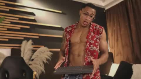 Snapshot of logan_varela chatting on 01-26-25, 02:19 logan_varela online show from 01-26-25, 02:19