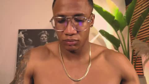 Snapshot of logan_varela chatting on 02-03-25, 10:25 logan_varela online show from 02-03-25, 10:25