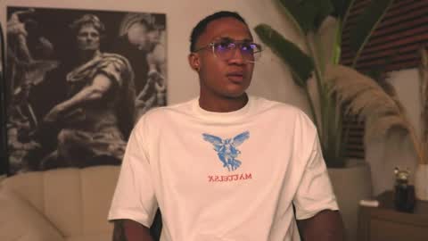 Snapshot of logan_varela chatting on 02-16-25, 07:49 logan_varela online show from 02-16-25, 07:49