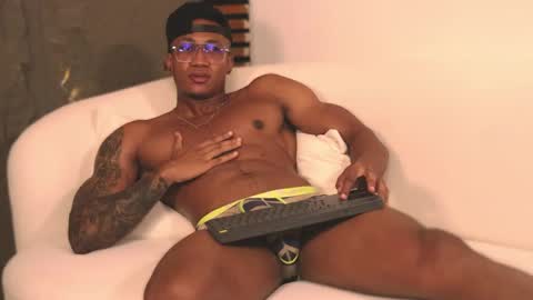 Snapshot of logan_varela chatting on 02-28-25, 03:04 logan_varela online show from 02-28-25, 03:04