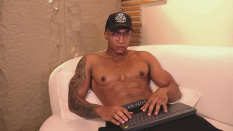 Snapshot of logan_varela chatting on 03-05-25, 05:29 logan_varela online show from 03-05-25, 05:29