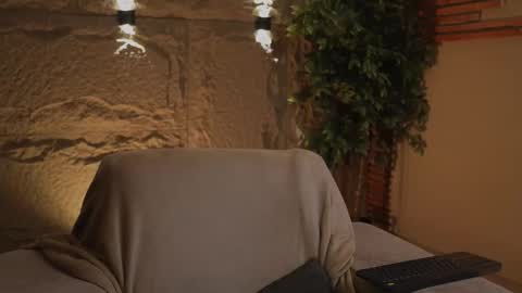 Snapshot of logan_varela chatting on 10-14-25, 09:37 logan_varela online show from 10-14-25, 09:37