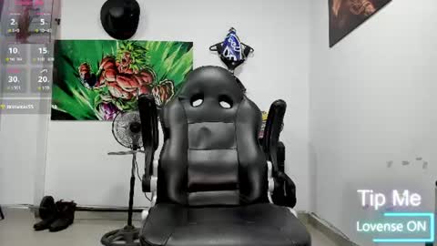 LOGAN WHITTERS online show from 06-21-26, 12:35