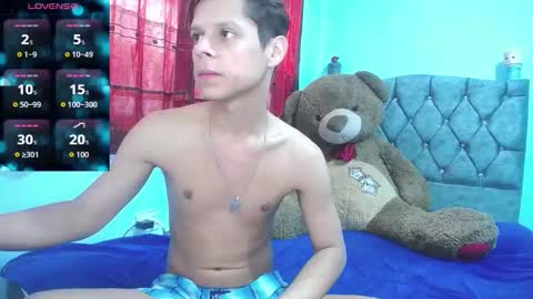 Snapshot of loganevans8 chatting on 02-11-26, 03:17 Logan online show from 02-11-26, 03:17