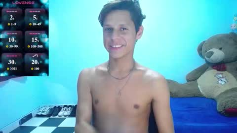 Snapshot of loganevans8 chatting on 03-09-26, 09:08 Logan online show from 03-09-26, 09:08