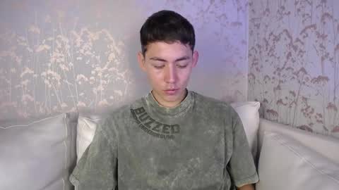 Snapshot of loganfoster_ chatting on 11-29-25, 08:23 Loganfoster online show from 11-29-25, 08:23