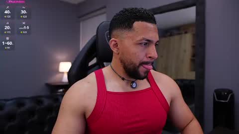 Snapshot of loganmartinx chatting on 08-06-26, 10:44 loganmartinx online show from 08-06-26, 10:44