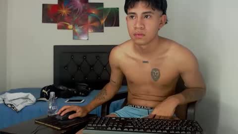 Snapshot of logannthh chatting on 10-21-25, 12:39 logannthh online show from 10-21-25, 12:39