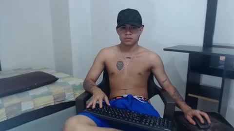 Snapshot of logannthh chatting on 01-17-26, 06:51 logannthh online show from 01-17-26, 06:51