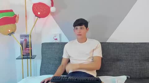 loganoficialx online show from 12-29-24, 09:17