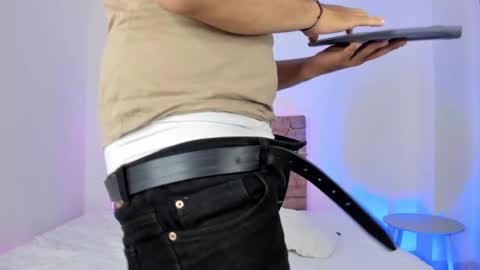Snapshot of loganryder1 chatting on 10-20-25, 12:16 LoganRyder1 online show from 10-20-25, 12:16