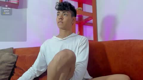 logantwink18 online show from 09-20-25, 09:38