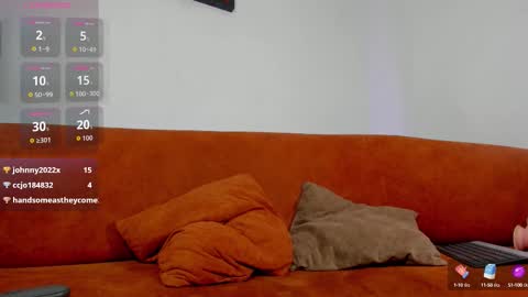 logantwink18 online show from 09-25-25, 12:20