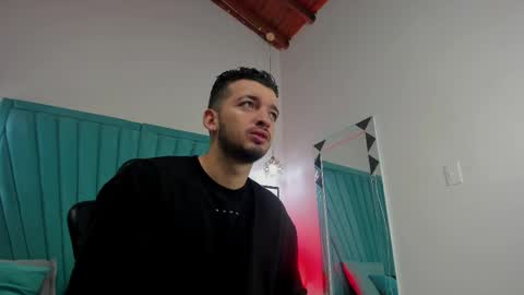 Snapshot of loganwolfjs chatting on 03-21-26, 12:21 Logan Wolf online show from 03-21-26, 12:21