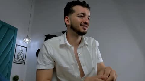 Snapshot of loganwolfjs chatting on 04-06-26, 03:15 Logan Wolf online show from 04-06-26, 03:15
