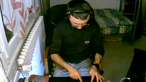 lokoum39 online show from 12-30-24, 05:55