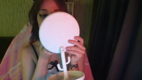 Snapshot of lola_bani_ chatting on 01-03-25, 04:11 lola online show from 01-03-25, 04:11