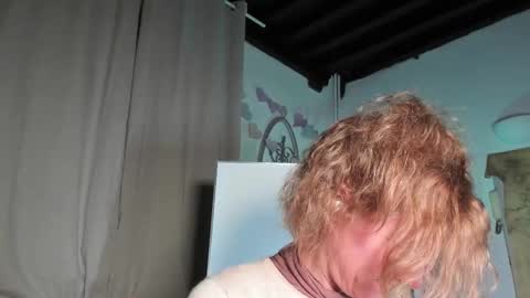 lola_belgium online show from 02-20-25, 05:40