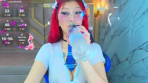 Snapshot of lola_bonnie_r chatting on 10-01-25, 07:42 Lola online show from 10-01-25, 07:42