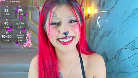 Snapshot of lola_bonnie_r chatting on 10-04-25, 07:56 Lola online show from 10-04-25, 07:56