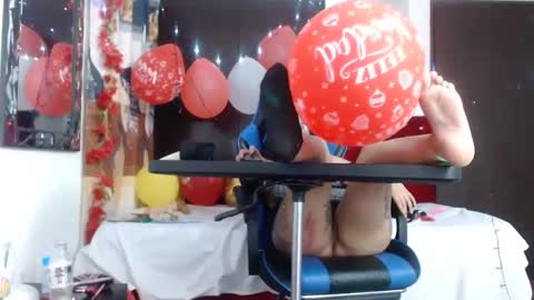 Snapshot of lola_fiery chatting on 12-10-24, 11:51 lola_fiery online show from 12-10-24, 11:51