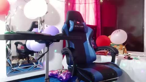 Snapshot of lola_fiery chatting on 02-12-25, 02:32 lola_fiery online show from 02-12-25, 02:32