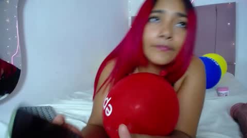 Snapshot of lola_lustrum chatting on 07-02-26, 02:56 lola_lustrum online show from 07-02-26, 02:56