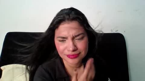 Snapshot of lolaa_staars chatting on 09-15-25, 07:19 lolaa_staars online show from 09-15-25, 07:19